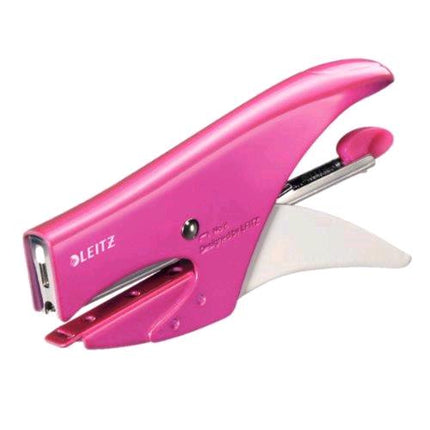 LEITZ CUCITRICE 5547 A PINZA CARICAMENTO POSTERIORE CAPACITA FINO A 15 FOGLI 150 PUNTI TIPO PUNTI NUMERO 8 PASSO 6/4 MM FUCSIA
